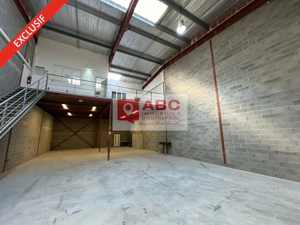 Local d’activités dans Vendargues à louer Photo de l’immeuble– Image 1 sur 5