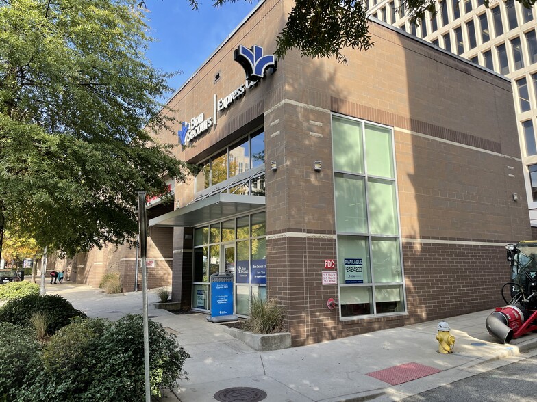 31-35 S Main St, Greenville, SC à louer - Photo de l’immeuble – Image 1 sur 14