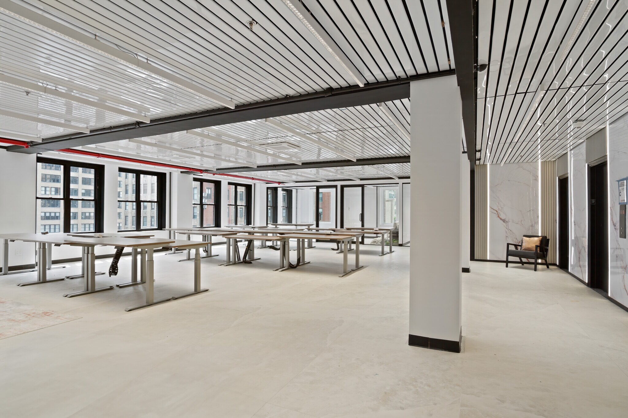 363 Penn Plaza, New York, NY à louer Photo intérieure– Image 1 sur 14