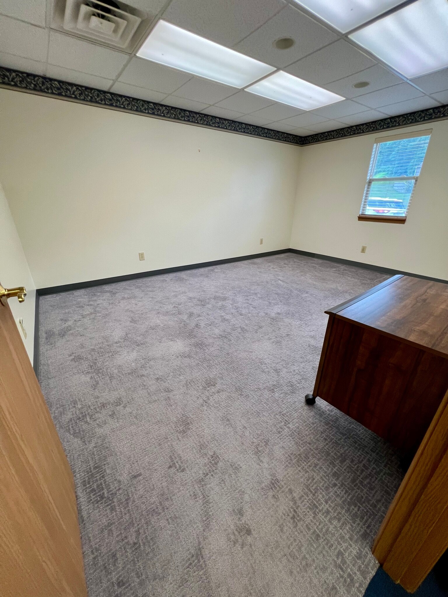 533 Rugh St, Greensburg, PA à louer Photo intérieure– Image 1 sur 14