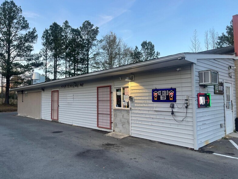 941 N Main St, Troy, NC à louer - Photo de l’immeuble – Image 2 sur 20
