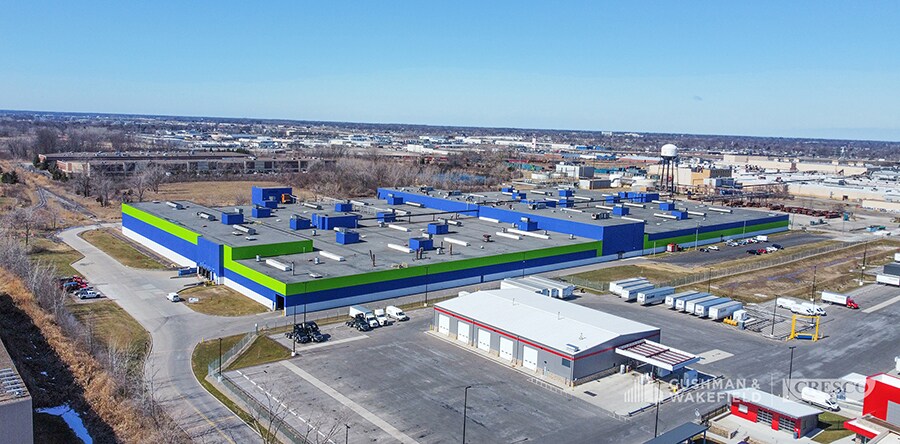 5520 Chevrolet Blvd, Parma, OH à vendre - Photo principale – Image 1 sur 11