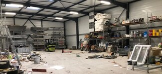 Plus de détails pour Local d'activités à louer