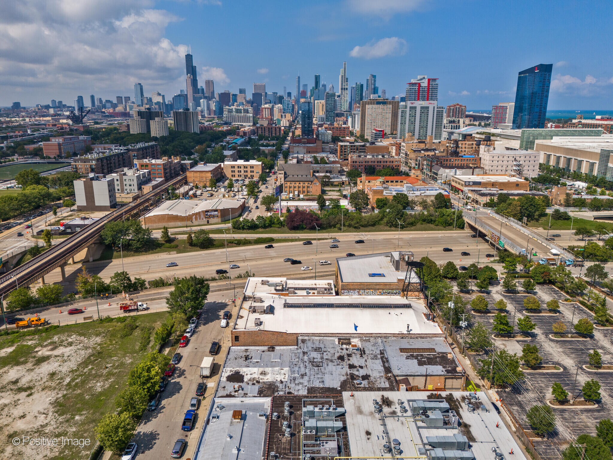 2525 S Wabash Ave, Chicago, IL à louer Photo principale– Image 1 sur 8
