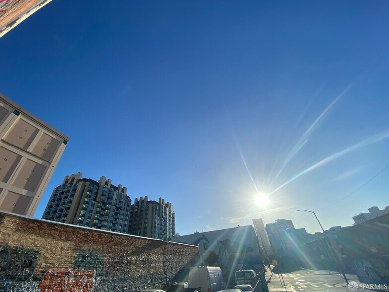 841 Polk St, San Francisco, CA à vendre - Photo de l’immeuble – Image 3 sur 3