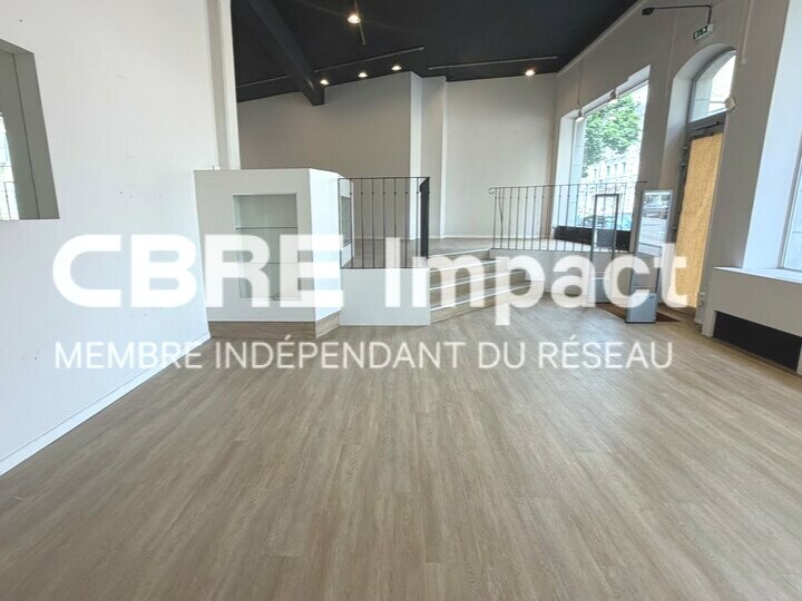 Local commercial dans Dijon à louer - Photo de l’immeuble – Image 2 sur 8