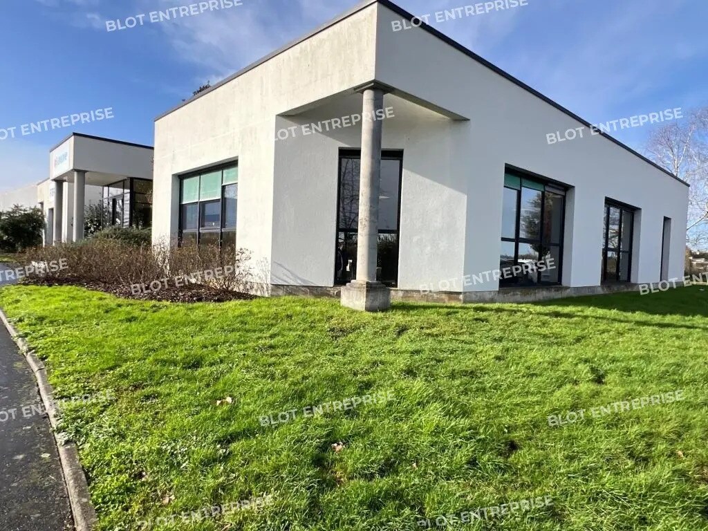 Bureau dans Carquefou à vendre Photo de l’immeuble– Image 1 sur 12