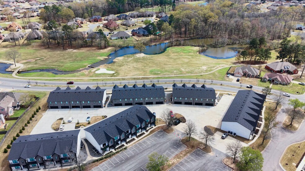 225 Country Club Pky, Maumelle, AR à vendre - Vidéo sur l’annonce professionnelle – Image 2 sur 7