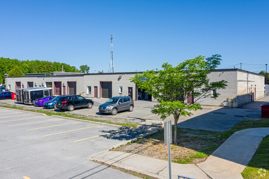 36-38 Rue de Valcourt, Gatineau, QC à louer - Photo de l’immeuble – Image 2 sur 5