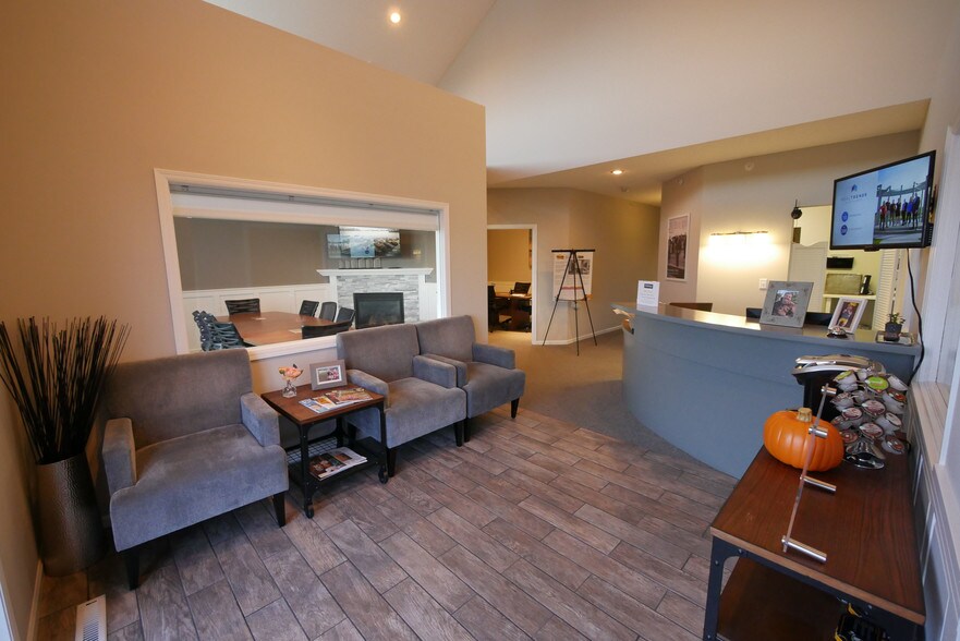 11310 86th Ave N, Maple Grove, MN à vendre - Photo intérieure – Image 2 sur 49