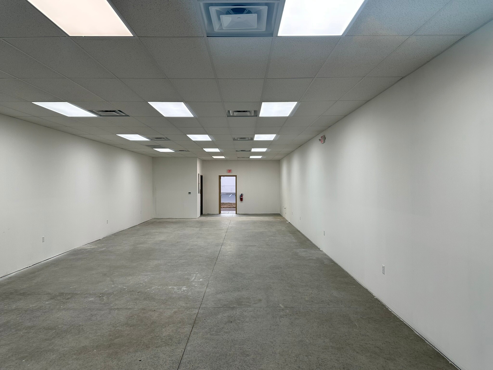 933 N FM 1821 Rd, Mineral Wells, TX à louer Photo intérieure– Image 1 sur 2