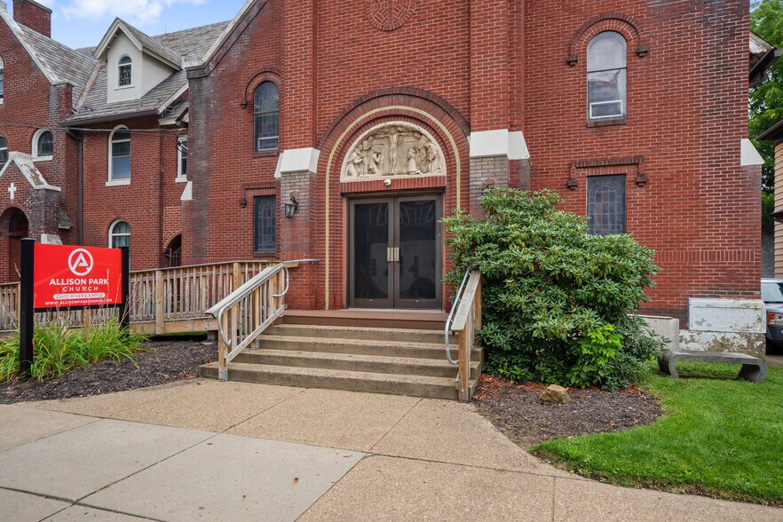 239 Merchant st, Ambridge, PA à louer - Photo de l’immeuble – Image 2 sur 22