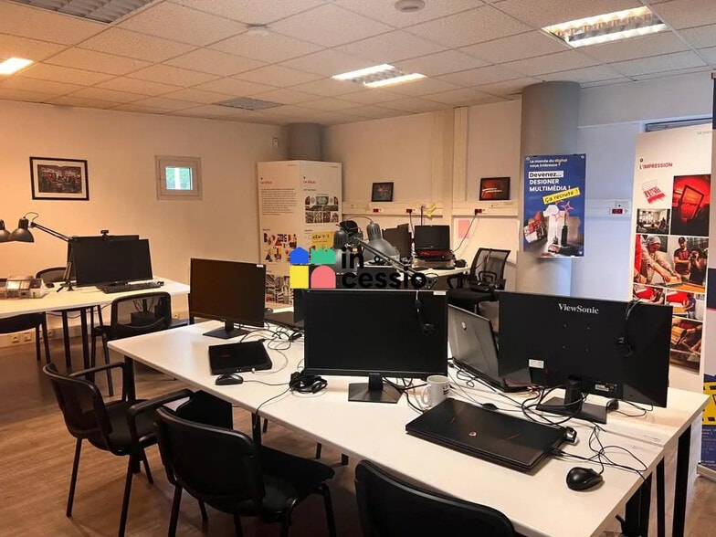 Bureau dans Le Mans à vendre - Photo de l’immeuble – Image 3 sur 9