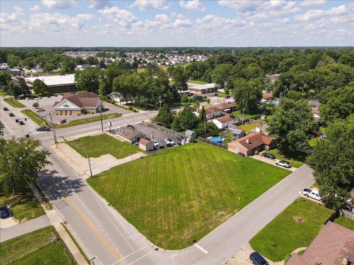 2695 S Webster St, Kokomo, IN à vendre Photo de l’immeuble– Image 1 sur 7