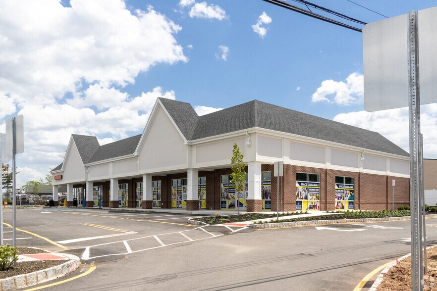 2901 Hamilton Blvd, South Plainfield, NJ à louer - Photo de l’immeuble – Image 1 sur 6