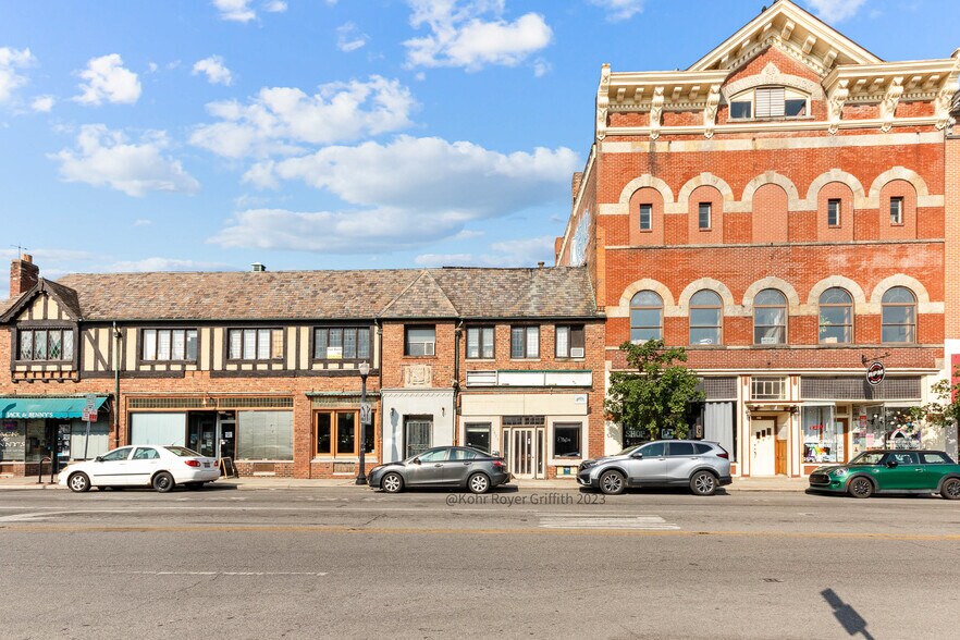 2563-2573 N High St, Columbus, OH à louer - Photo de l’immeuble – Image 2 sur 5