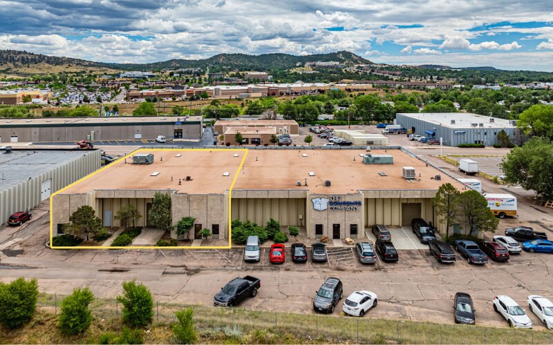 4910 Northpark Dr, Colorado Springs, CO à louer - Photo de l’immeuble – Image 2 sur 10