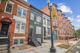 1210 Pennsylvania Ave SE, Washington, DC à louer Photo de l’immeuble– Image 1 sur 32