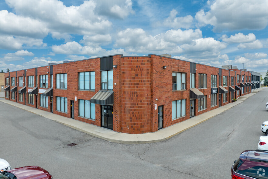 410 Chrislea Rd, Vaughan, ON à louer - Photo de l’immeuble – Image 2 sur 4