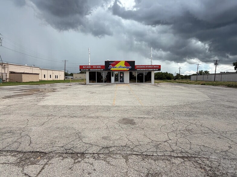 3917 1st St, Abilene, TX à louer - Photo de l’immeuble – Image 2 sur 17