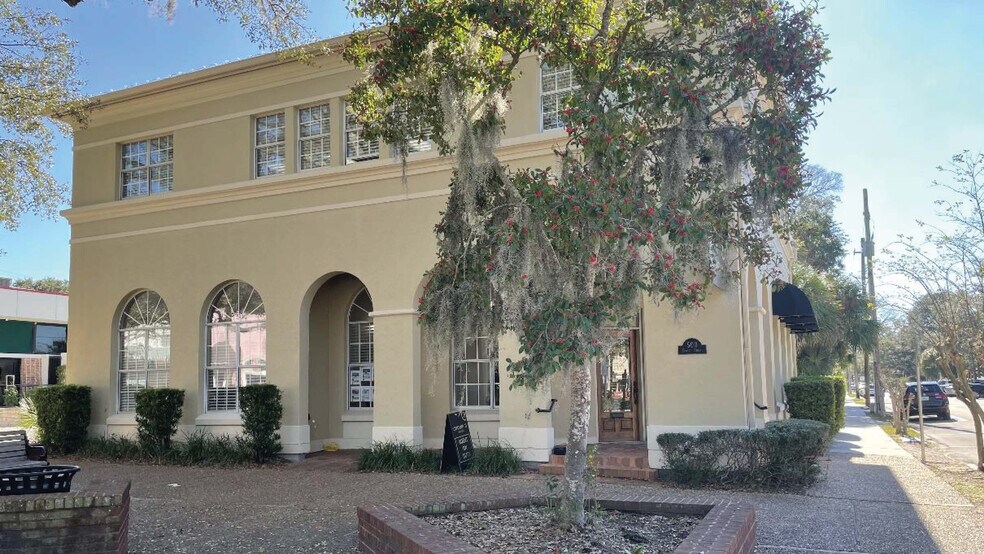 500 Centre St, Fernandina Beach, FL à vendre - Photo de l’immeuble – Image 2 sur 9