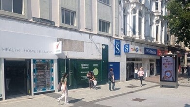 79-81 Queen St, Cardiff à louer Photo de l’immeuble– Image 1 sur 1
