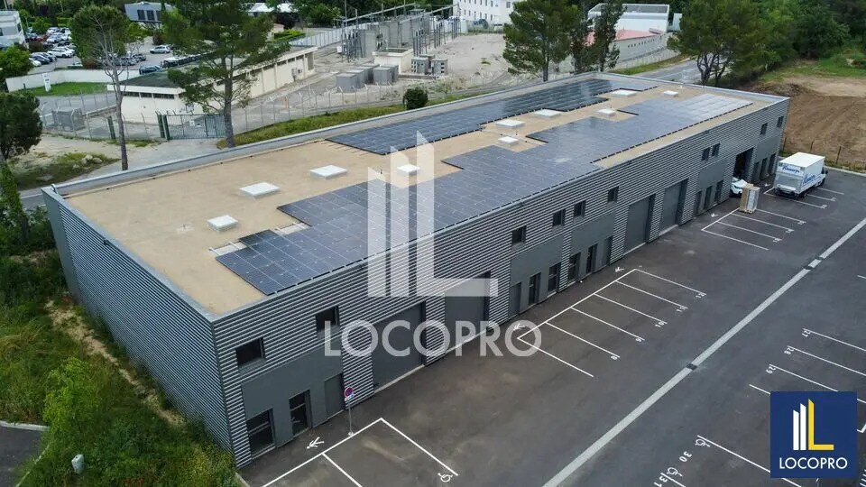 Industriel/Logistique dans Rousset à louer - Photo de l’immeuble – Image 1 sur 7
