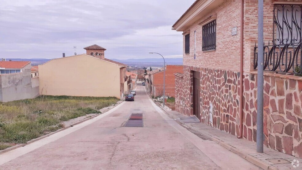 Terrain dans Los Yébenes, Toledo à vendre - Photo de l’immeuble – Image 2 sur 7