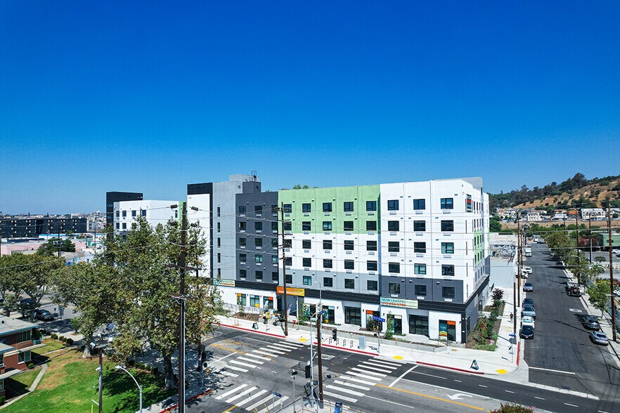 1457 N Main St, Los Angeles, CA à louer - Photo de l’immeuble – Image 3 sur 9