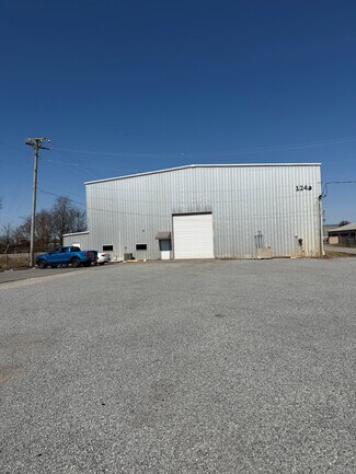 Plus de détails pour 126A Davis Street, Portland, TN - Industriel/Logistique à louer