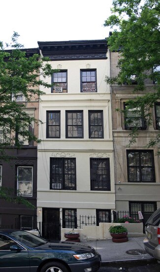 Plus de détails pour 627 W 142nd St, New York, NY - Logement à vendre