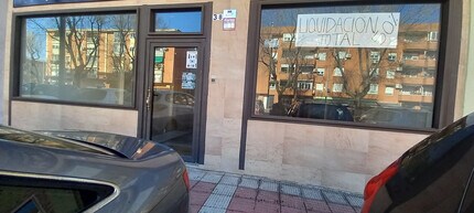 Local commercial dans Parla, Madrid à louer Photo intérieure– Image 1 sur 4