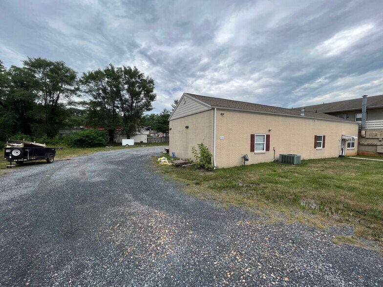 630 Charles St, Staunton, VA à vendre - Photo de l’immeuble – Image 2 sur 9