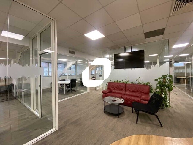 Plus de détails pour Bureau à louer