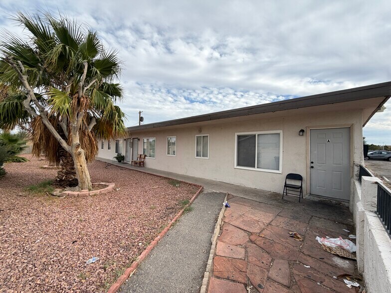 2252 Ellis St, North Las Vegas, NV à vendre - Photo principale – Image 1 sur 13
