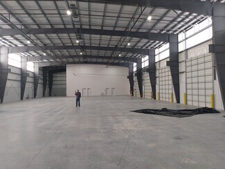 Plus de détails pour 500 Stonegate Dr, Katy, TX - Industriel/Logistique à louer