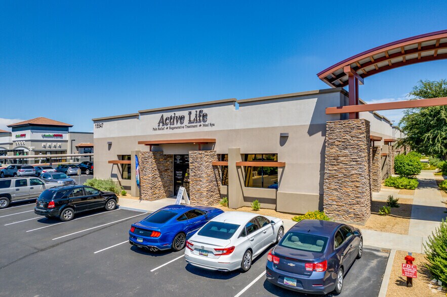 15547 N Reems Rd, Surprise, AZ à vendre - Photo de l’immeuble – Image 2 sur 7