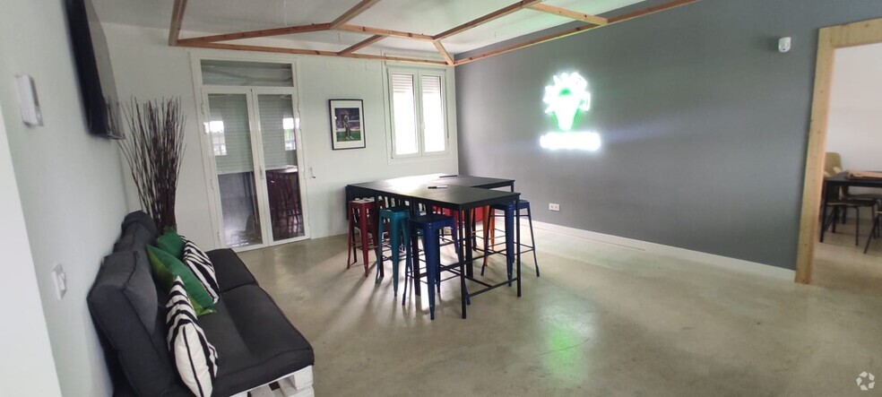 Bureau dans Pozuelo de Alarcón, Madrid à louer - Photo de l’immeuble – Image 3 sur 24