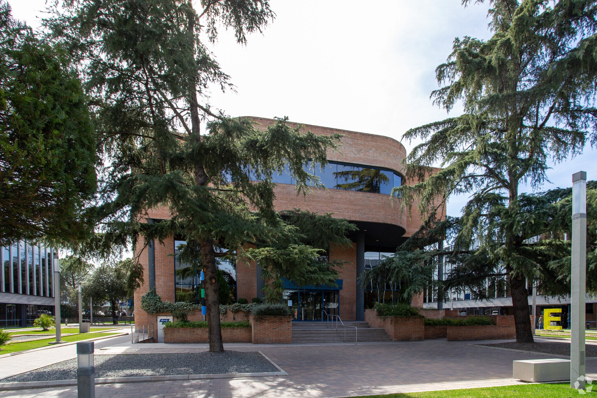 Avenida de Castilla, 2, San Fernando de Henares, Madrid à louer Photo principale– Image 1 sur 3