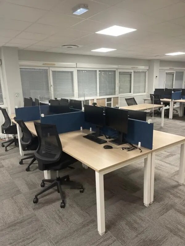 Bureau dans Le Mans à louer Photo de l’immeuble– Image 1 sur 10