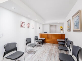 Plus de détails pour 333 E 34th St, New York, NY - Logement à vendre