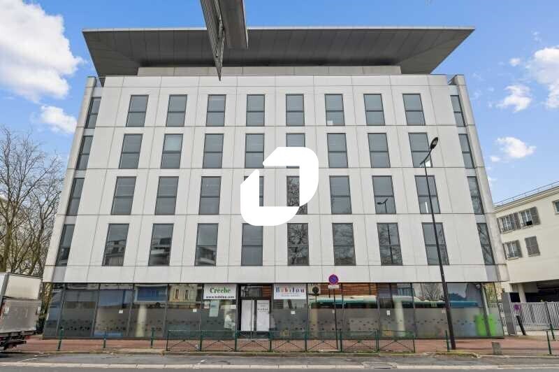 Bureau dans Rueil-Malmaison à vendre - Photo de l’immeuble – Image 1 sur 17