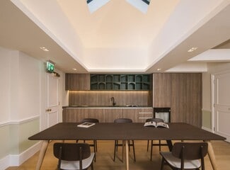 Plus de détails pour 3 Cavendish Sq, Londres - Bureau à louer