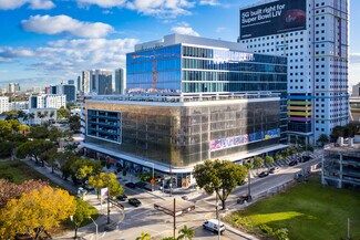 Plus de détails pour 161 NW 6th St, Miami, FL - Local commercial à louer