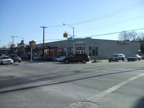 231-02 Merrick Blvd, Springfield Gardens, NY à louer - Photo principale – Image 2 sur 22