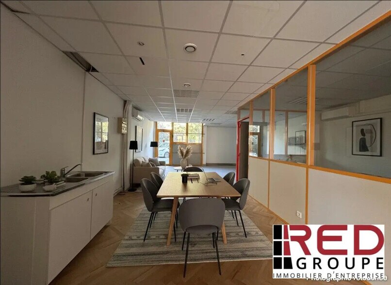 Local d'activités dans Aix-en-Provence à vendre - Photo intérieure – Image 2 sur 7