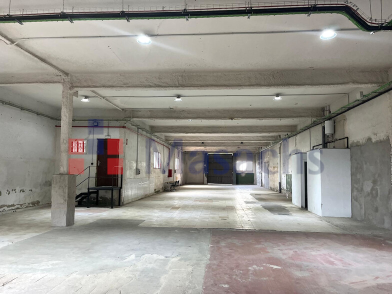 Industriel/Logistique dans Rubí, Barcelona à vendre - Photo de l’immeuble – Image 3 sur 13