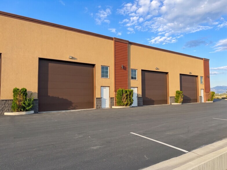 1471 W 1250 S, Orem, UT à louer - Photo de l’immeuble – Image 3 sur 16