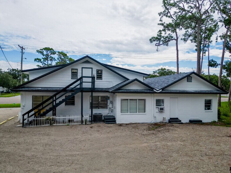 301 N US Highway 41, Ruskin, FL à louer - Photo de l’immeuble – Image 2 sur 65