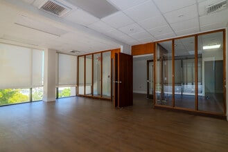 930 Washington Ave, Miami Beach, FL à louer Photo intérieure– Image 2 sur 4
